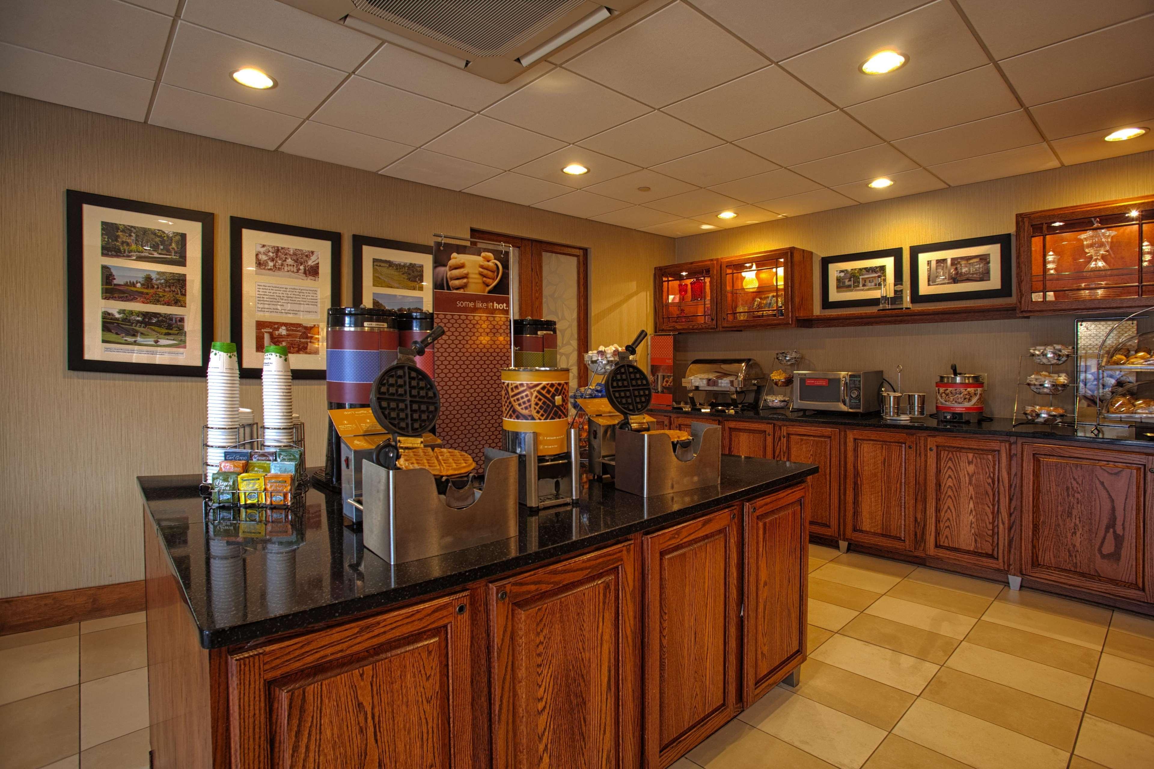Hampton Inn Wheeling Luaran gambar