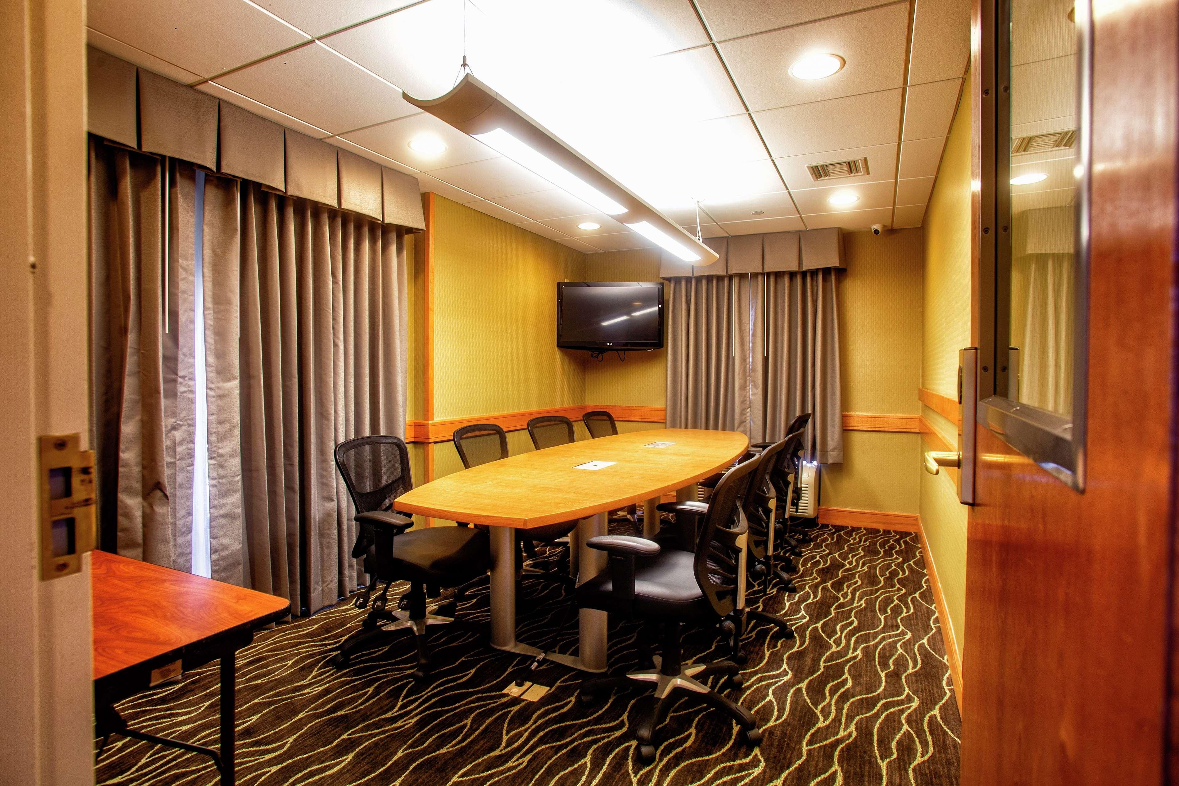 Hampton Inn Wheeling Luaran gambar
